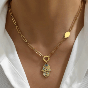 Collar dorado mano fatima azul